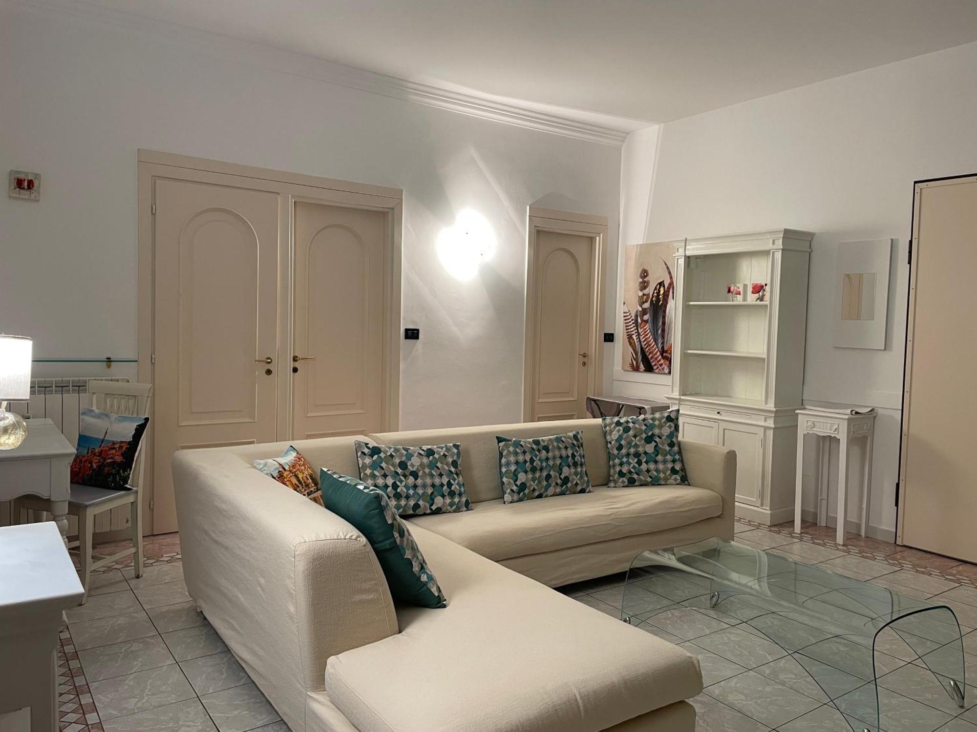 Menton Centre Vue Imprenable Sur Mer Et Jardin Bioves Exterior foto