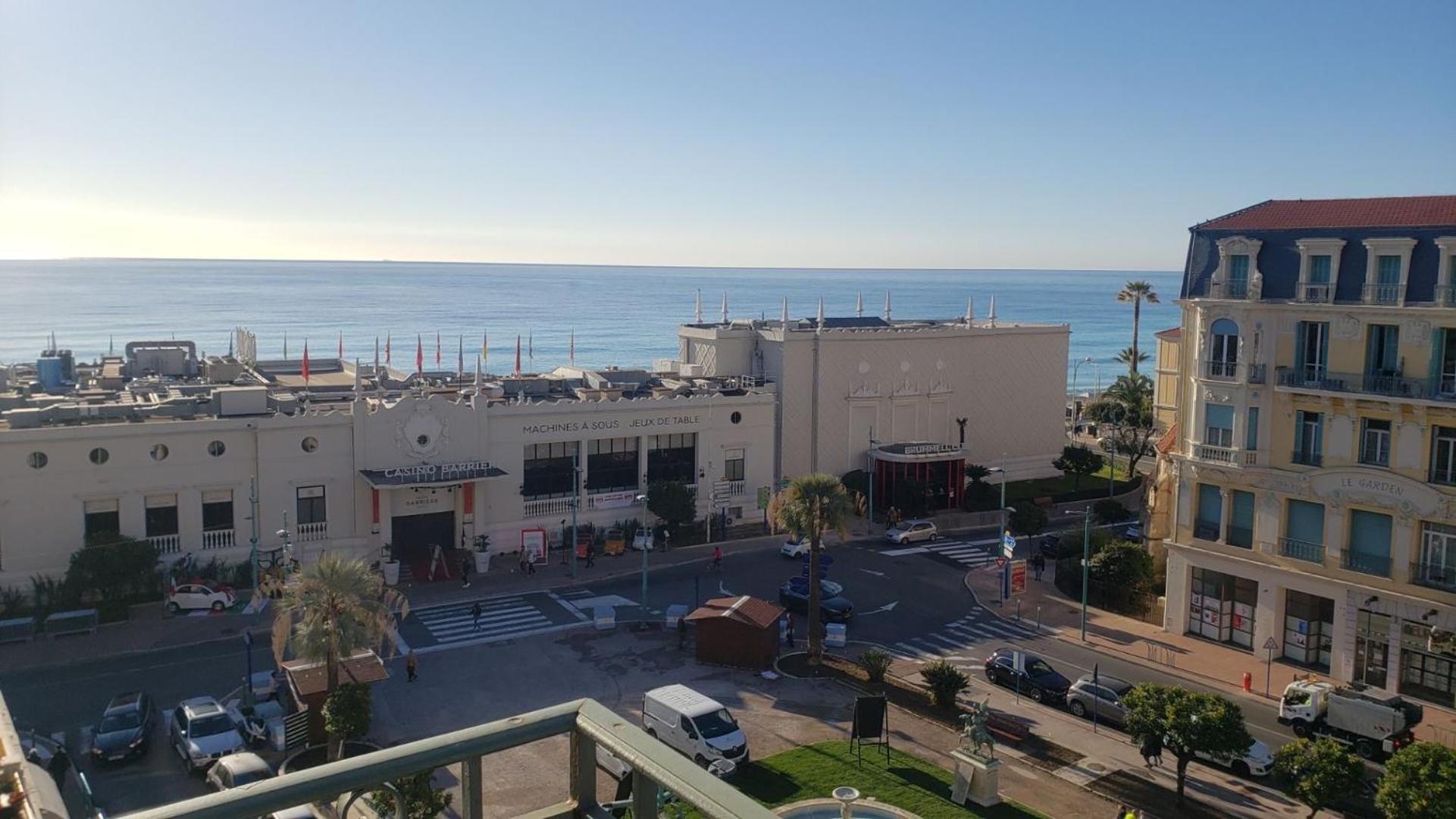Menton Centre Vue Imprenable Sur Mer Et Jardin Bioves Exterior foto